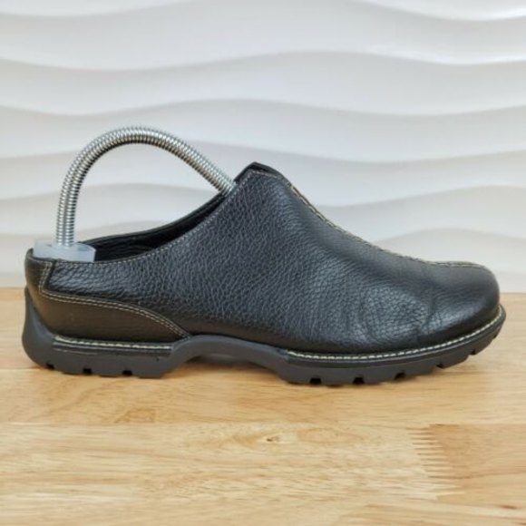 Cole Haan Shoes - Cole Haan Womens Size 9.5 B Black Leather Slip On Split Toe Mules Shoes D18220